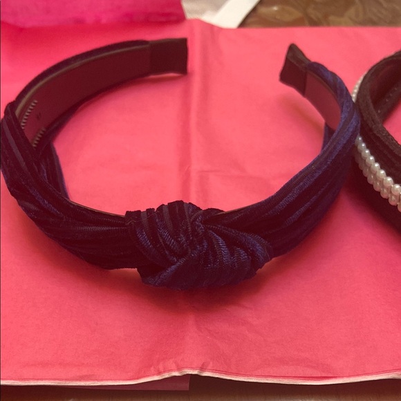 Elegant Blue Velvet Headband and black pearl. Head band NWOT - Picture 1 of 6